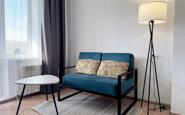 Na Romana Kuzovatkina 18 Flat