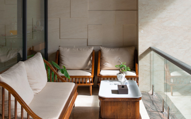 Le's Cham Hotel