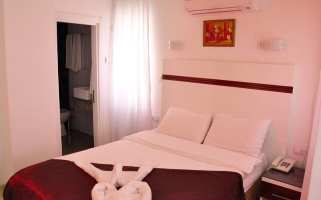 Atalla Hotel