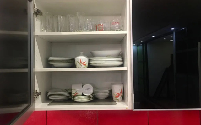 Na Ulitse Naberezhnaya Reki Moyki 56 Flat