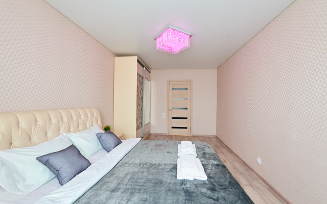 Апартаменты Двухкомнатные Sutki VIP на Тамбовской 23