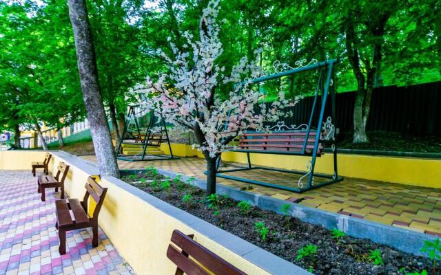 Mariya Hotel