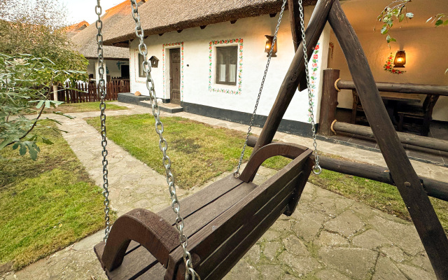 Gostevoy Dvor "Dikanka" Hotel