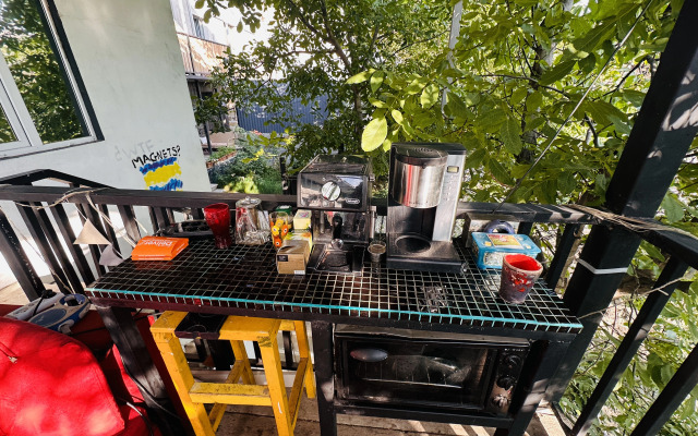 POnx Studios Apartments