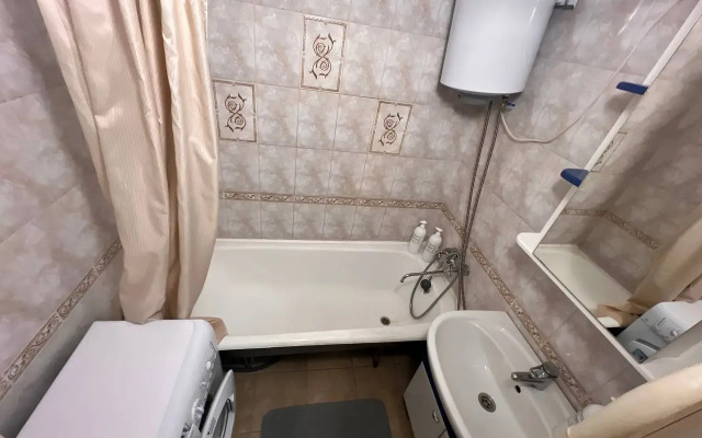 Апартаменты 3кв Южный ТРЦ Фаворит Уютная на Демьяна Бедного 104