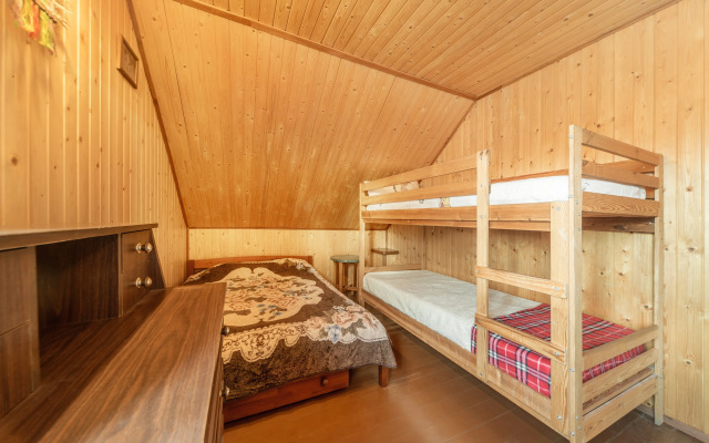 V Ostovkakh - 134 Metra Guest House