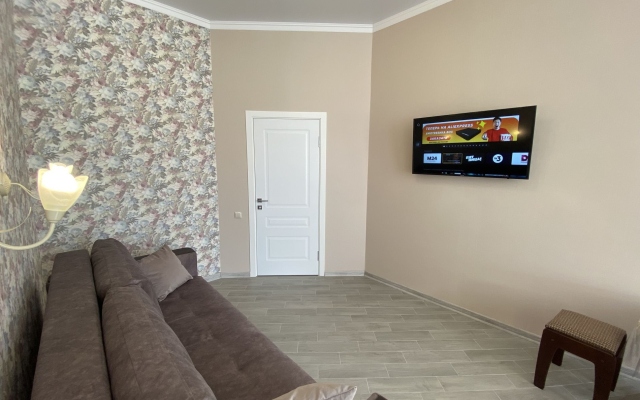 Апартаменты 095 Однокомнатная Крымская 22/13