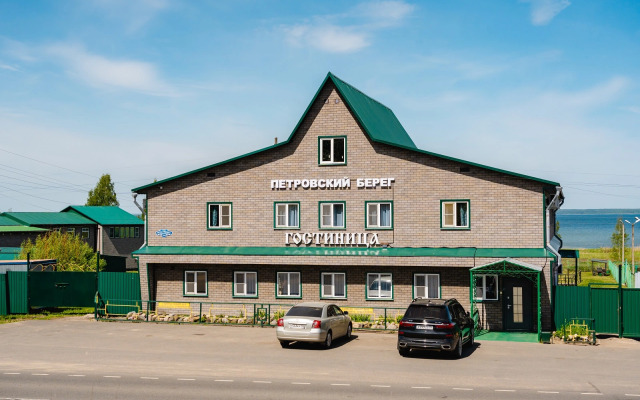 Petrovskiy Bereg Hotel