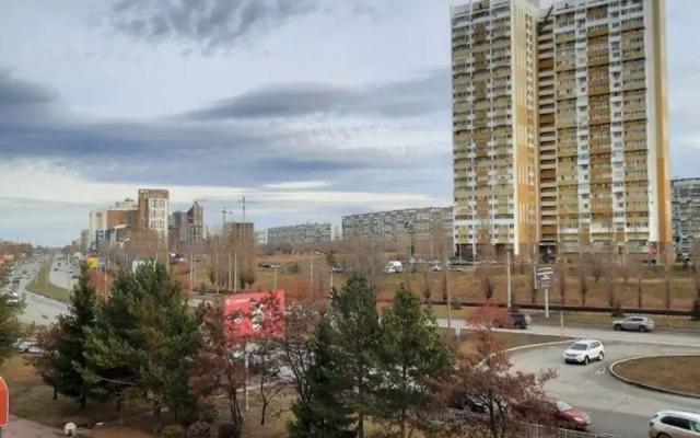 2kh Komnatnaya V Tsentre Goroda Flat