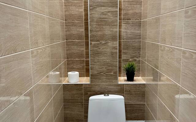 Tolstoy Novomoskovskaya Flat