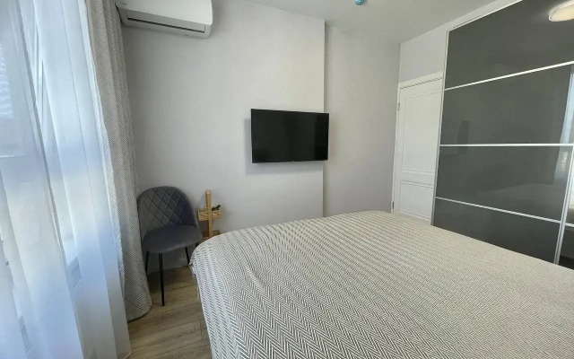 S Vidom Na More Flat