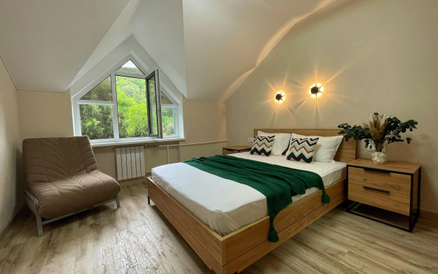 V Botanicheskom Sadu 7 Minut Do Morya Apartments