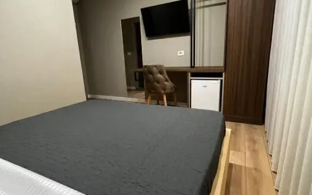 Ikona Hotel