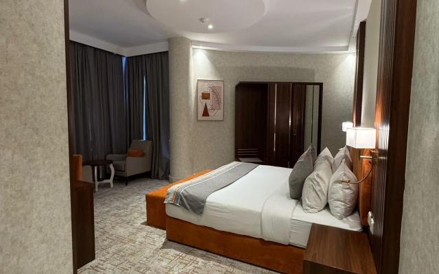 Al-Ufq Suites Hotel