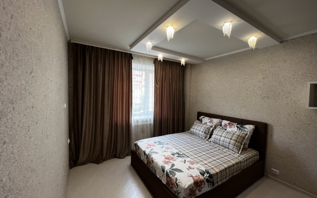 Kvartira Alexhome Rp Sverdlovskiy Mikhaila Marchenko 8 Apartments