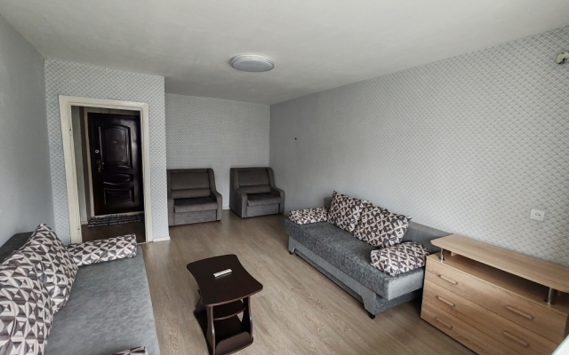 1 Komnatnaya Posutochno Flat