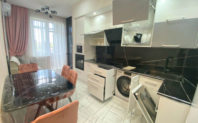 S Panoramoi I Krasivim Vidom Na Gorod Biznes-Klassa Na Pushkina 54\1 Apartments