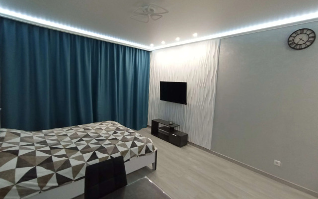 Na Vysotnoy ulitse 8 Flat