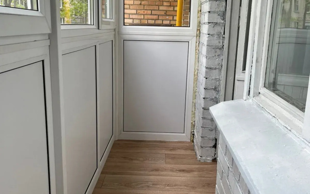 Apart-otel' Selfric