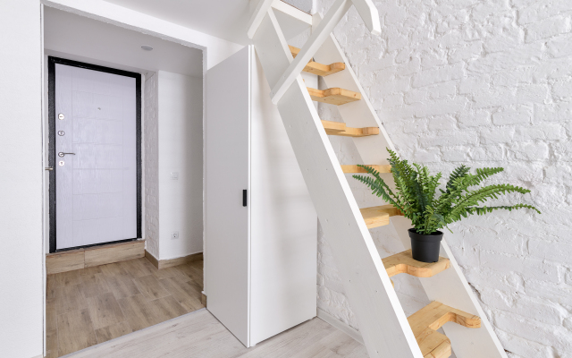 Apartment  Dvuhurovnevaya Studiya U Troitskogo Sobora