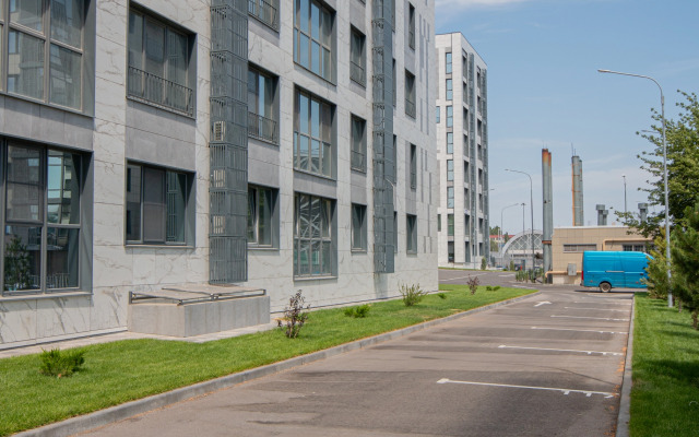 V Tsentre Flat