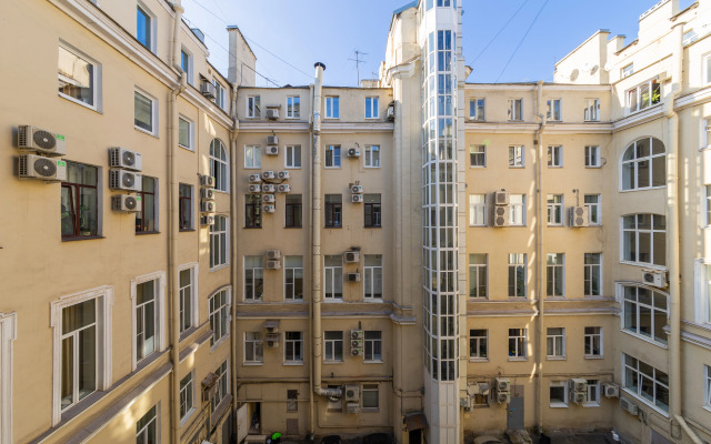 Dom Syuzora Hotel