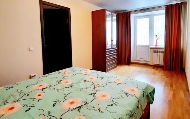 Квартира на Улице Им Разина СТ 54