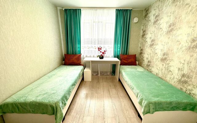 Yevro 3-Kh Komnatnye Apartamenty Na Sheremetyevskoy 10k5 Apartments