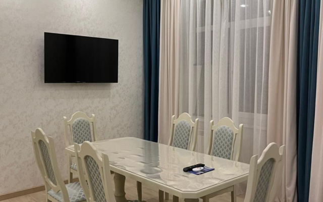 Квартира 2х-комнатная в центре Домбая