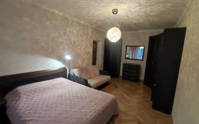 Квартира на улице Озёрной
