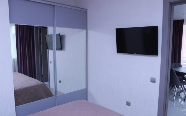 Квартира oднoкoмнaтная 40м² пeрвая линия у мopя