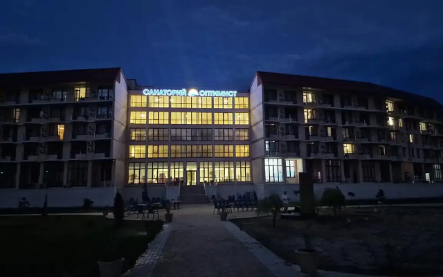 Optimist Mini-Hotel
