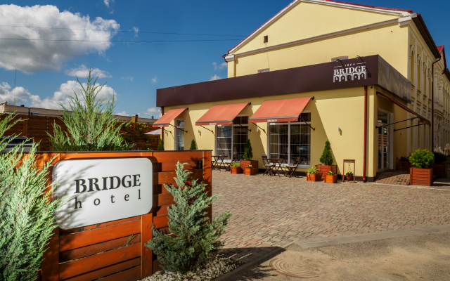 Bridzh Hotel