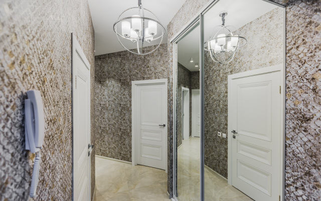 Tryokhkomnatny Premium Apartments