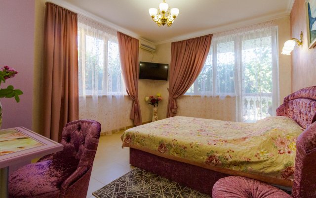Mirazh Foros Guest house