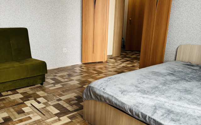 Na Naberezhnoy Flat