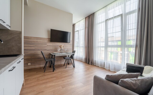 Red Apartments Art Layt Maksvell Apartments