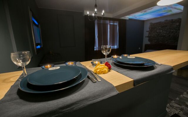 Loft Dlya Pary V Tsentre Apartments