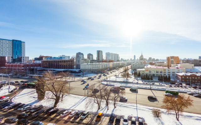 S Balkonom Na Chelyuskintsev 21 Apartments