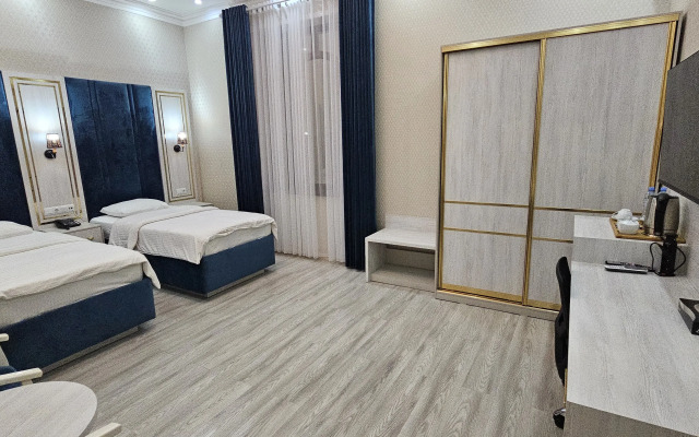 Sharq Hotel