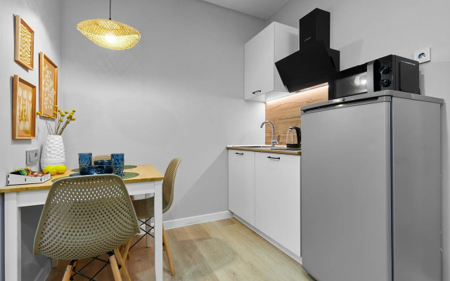 Квартира 2 Ночи на улице Героя Владислава Посадского 17 к2(2)