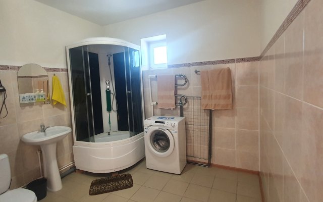 Apartment Parkovaya