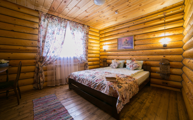 Krasnaya Usad'ba Guest House