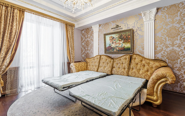 Eksklyuzivnaya s vidom na Volgu Flat