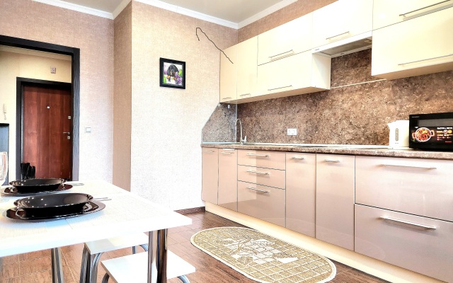 Stylish 1-bedroom apartments in Eastern microdistrict Flat