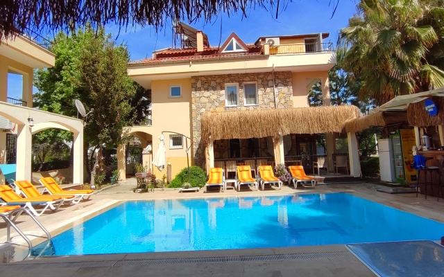 Cileks Apart-Hotel