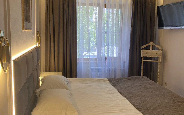 Komilfo Hotel
