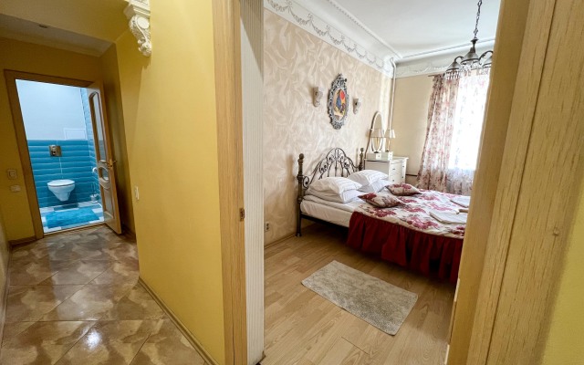 V Tsentre Flat