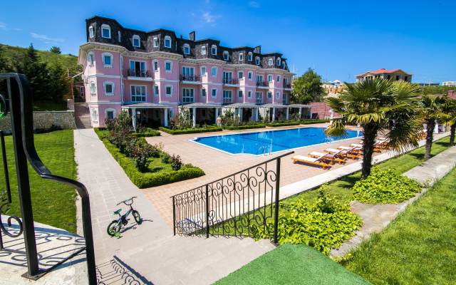 hotelImage