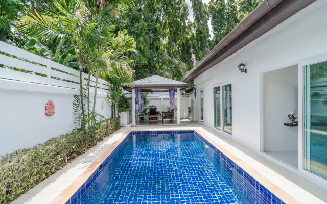 Jasmine Pool Villa in Nai Harn